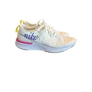 Women’s Nike Odyssey React 2 Flyknit Athletic Shoes. Size 8